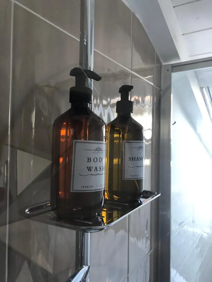 아파트 Gattaglio 22 Guest House 레조넬에밀리아 이탈리아